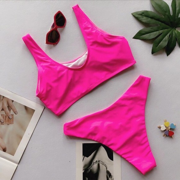 Hot Pink Buckle Bikini Set - Picture 5 of 6